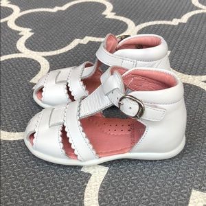 Jacadi leather sandals in size 20 (5US)